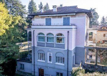 Facciata - Appartamento via Francesco Caracciolo, 87, Varese - foto 9