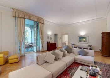 Salone - Appartamento via Francesco Caracciolo, 87, Varese - foto 3
