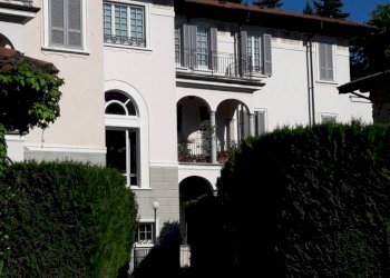 Facciata - Appartamento via Francesco Caracciolo, 87, Varese - foto 18