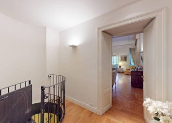 Ingresso - Appartamento via Francesco Caracciolo, 87, Varese - foto 35