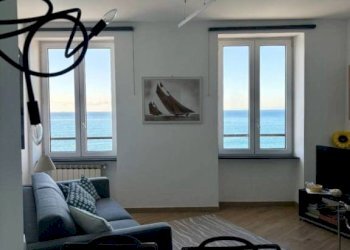 Salone - Appartamento via Giuseppe Garibaldi, Camogli - foto 9