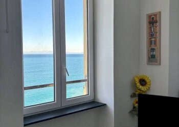 Stanza arredata - Quadrilocale via Giuseppe Garibaldi, Camogli - foto 18