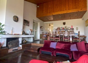 Salone - Villa strada Cavalli, 42, Fara in Sabina - foto 7