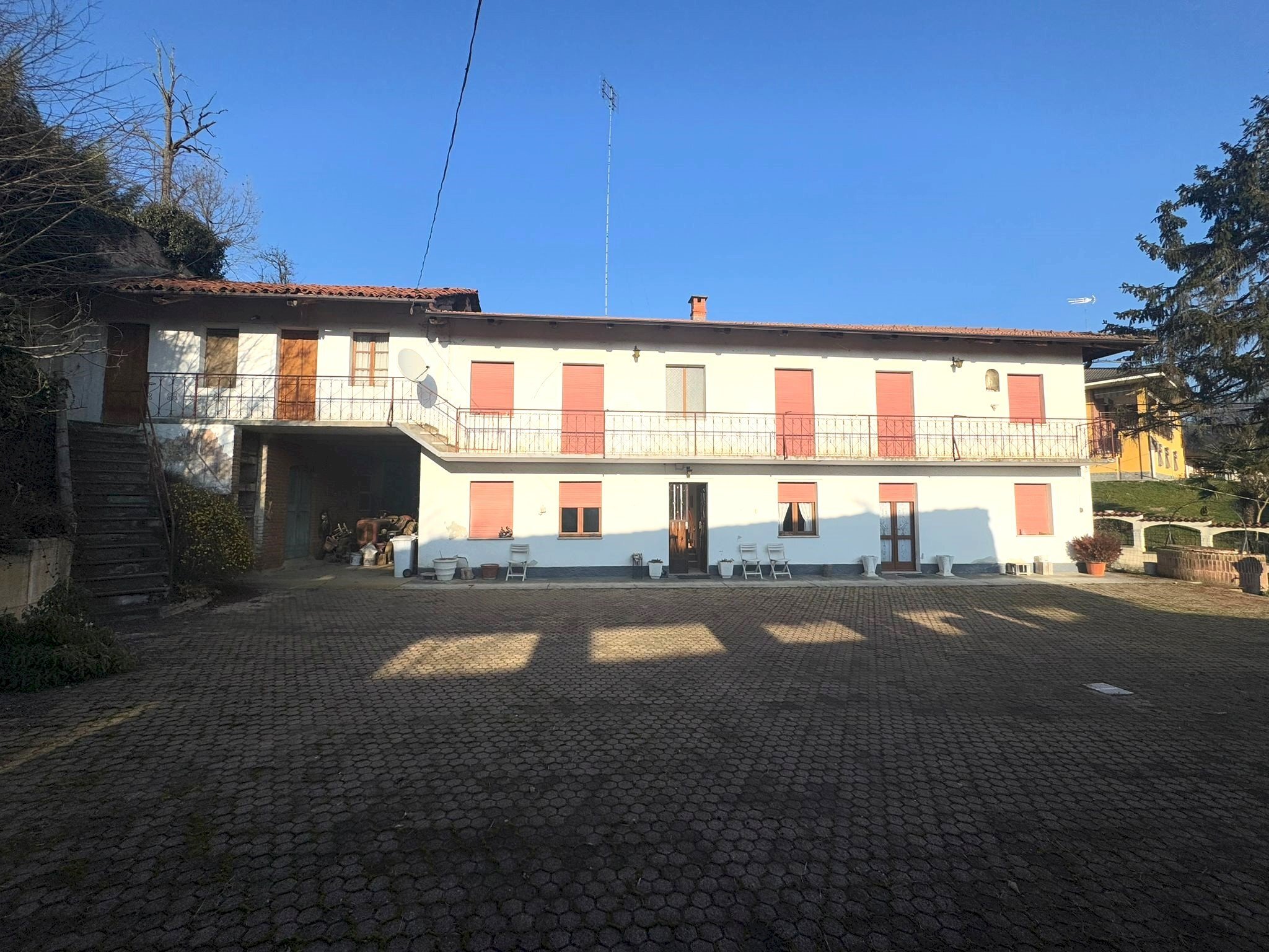 Casa indipendente Sanfrè - foto 1