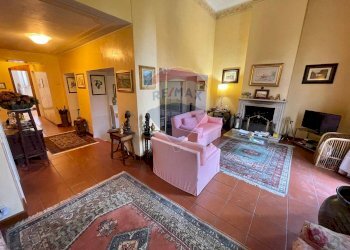 Quadrilocale Via Abate G pozzone, Appiano Gentile - foto 5