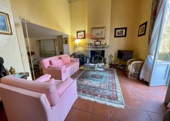 Quadrilocale Via Abate G pozzone, Appiano Gentile - foto 6