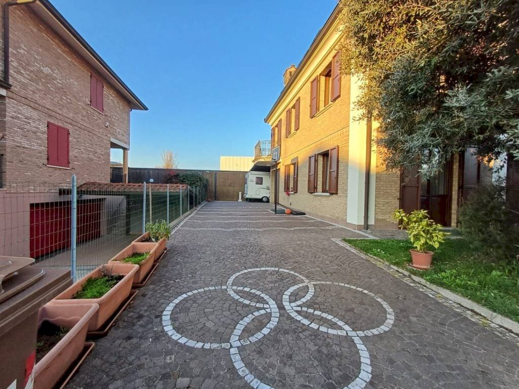 Zona - Villa a Schiera via Piacenza, Nonantola - foto 3