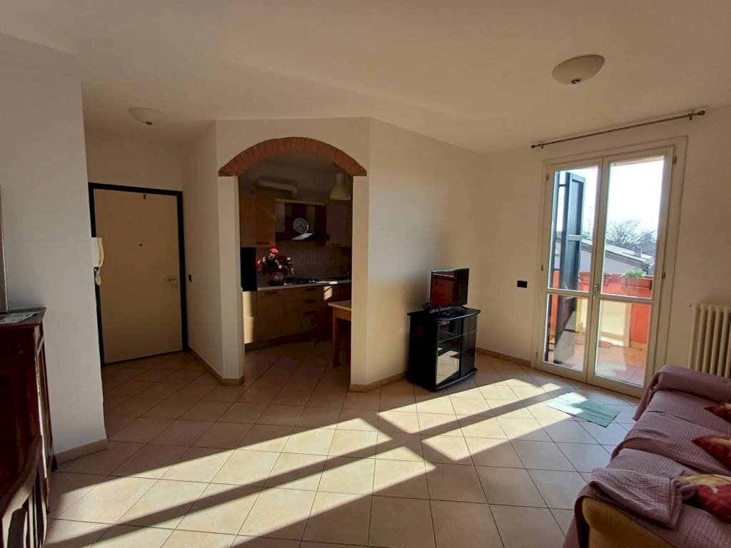 Salone - Trilocale via Fratelli Rosselli, Concordia sulla Secchia - foto 1