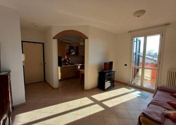 Salone - Trilocale via Fratelli Rosselli, Concordia sulla Secchia - foto 1