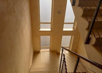 Interno palazzo - Trilocale via Fratelli Rosselli, Concordia sulla Secchia - foto 11