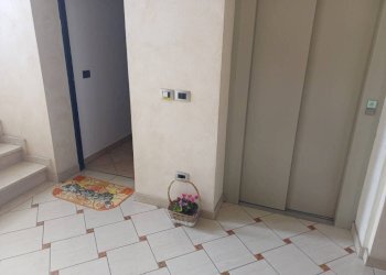 Interno palazzo - Trilocale via Fratelli Rosselli, Concordia sulla Secchia - foto 13