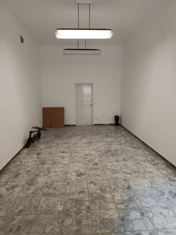 Stanza non arredata - Negozio via Galileo Galilei, Carpi - foto 1