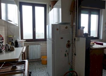 Cucina - Rustico Località San Donato, Mango - foto 15