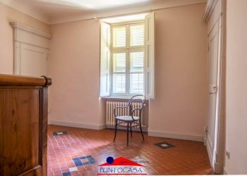 Stanza arredata - Appartamento via Pietro Gallo, 13/A, Busca - foto 18