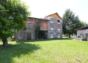 Giardino - Villa via Ugo Foscolo, Spilimbergo - foto 6