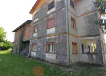 Facciata - Villa via Ugo Foscolo, Spilimbergo - foto 21