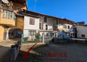 Historic Residence Via Fratelli Baralotto, 38., Vignolo - photo 1