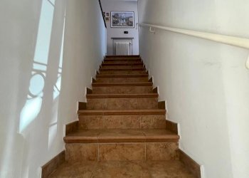 Scala - Villa Via Parma, Chiavari - foto 9