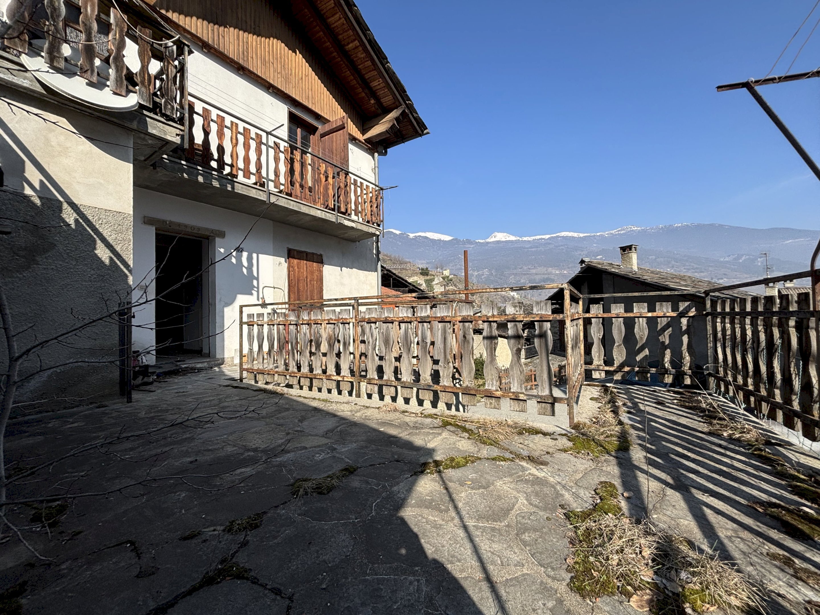 Casa indipendente frazione Villes Dessous, Introd - foto 2