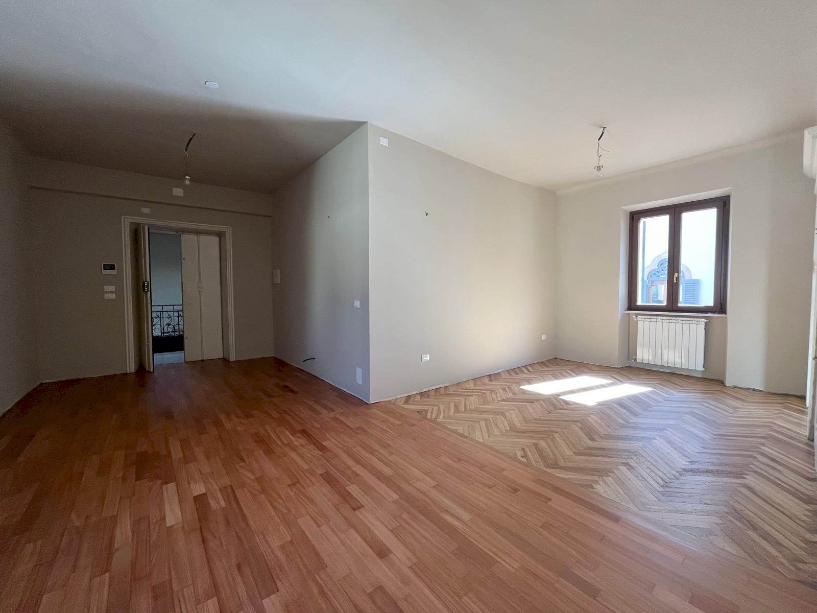 Appartamento - Oberdan, Verona (zona Centro Storico) - foto 2