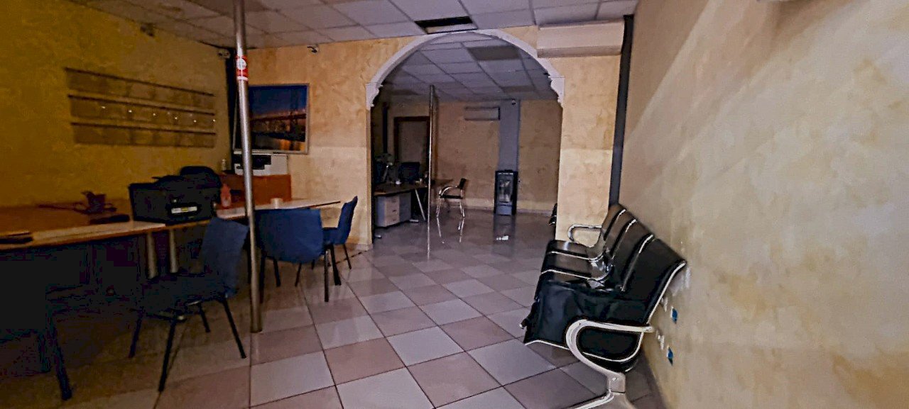 Shop Reggio nell'Emilia - photo 1