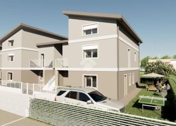 Appartamento Largo Cantagalli, Russi - foto 1