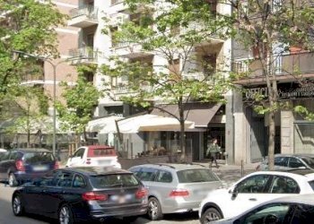 Shop Via Luisa Battistotti Sassi, Milano - photo 1