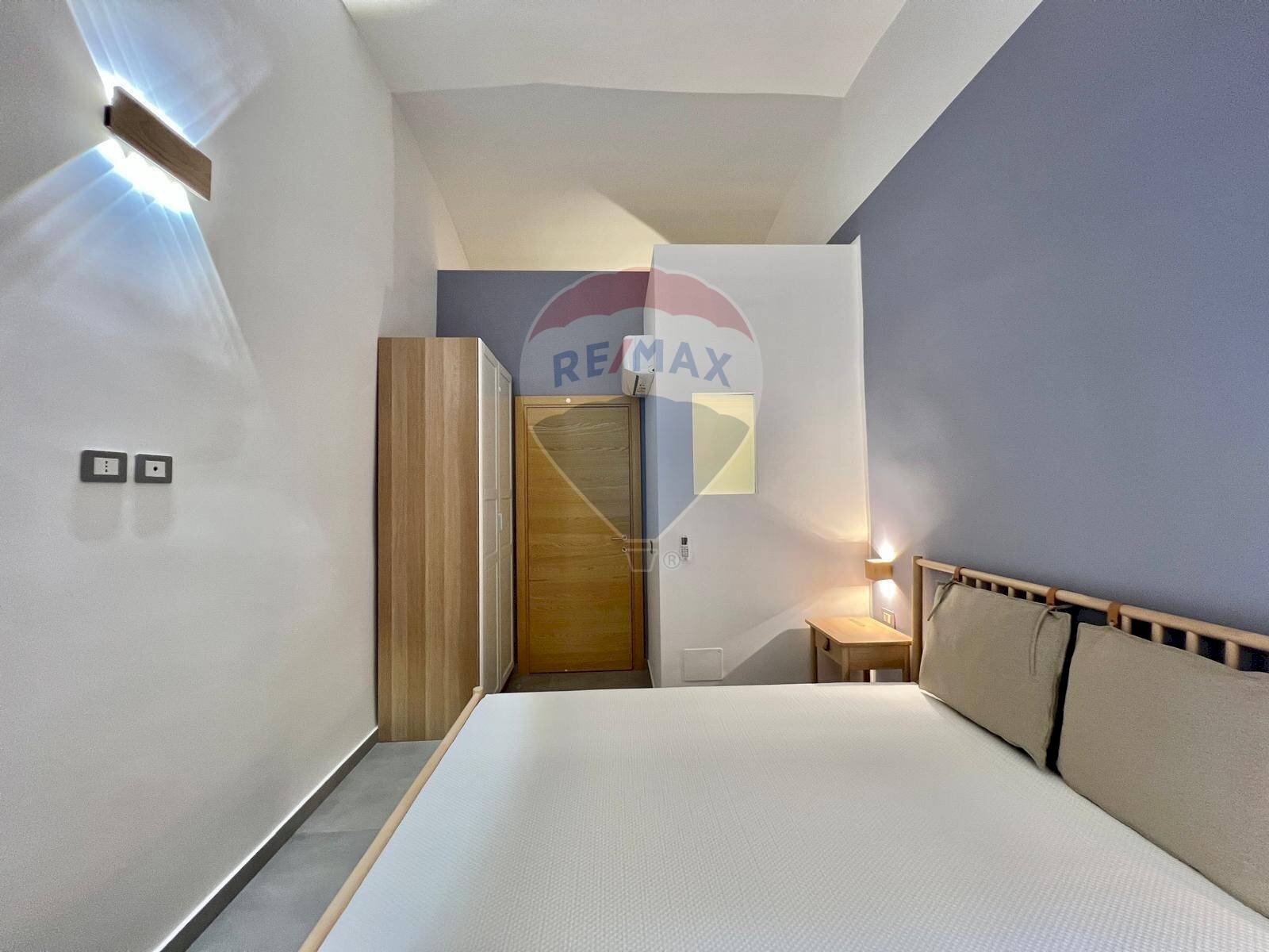 Two-room apartment Via Benedetto Cairoli, Napoli (neighborhood Vicaria) - photo 2