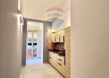 Bilocale Via Benedetto Cairoli, Napoli (zona Vicaria) - foto 12