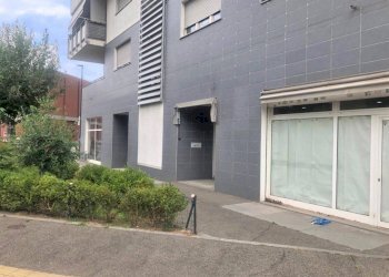 Shop Corso Traiano, Torino (neighborhood Lingotto) - photo 1