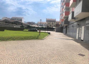 Shop Corso Traiano, Torino (neighborhood Lingotto) - photo 9