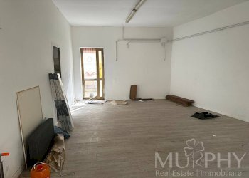 Locale Commerciale Via Principe Amedeo, La Maddalena - foto 4