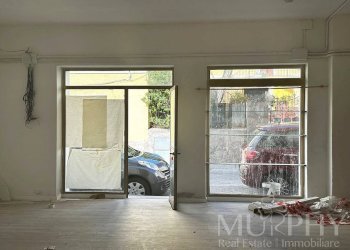 Locale Commerciale Via Principe Amedeo, La Maddalena - foto 9