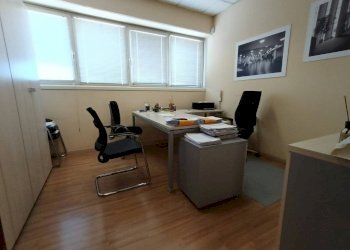 Stanza arredata - Ufficio via dell'Artigianato, Montelupo Fiorentino - foto 16