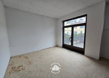 Stanza non arredata - Negozio via Monte Rainero, 39A, Asti - foto 4