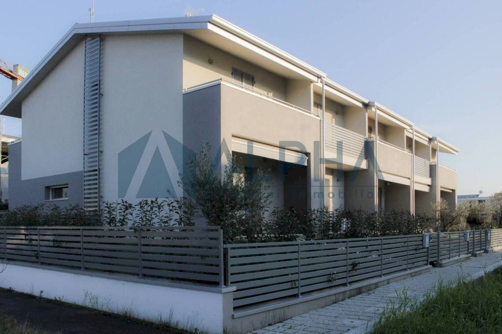 Facciata - Villa via Raffaello Lambruschini, Cesena - photo 3