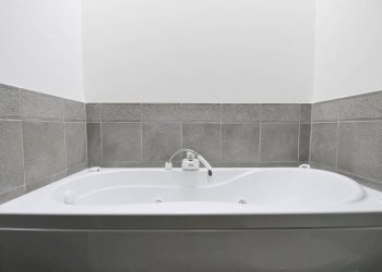 Casa indipendente via Azzo Gardino, Bologna - foto 29