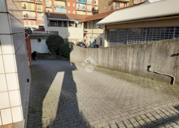 Box Via Cogne, Torino (neighborhood Rebaudengo) - photo 5