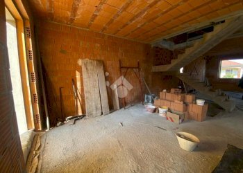 Porzione di casa Via Capitini, Sale - foto 8