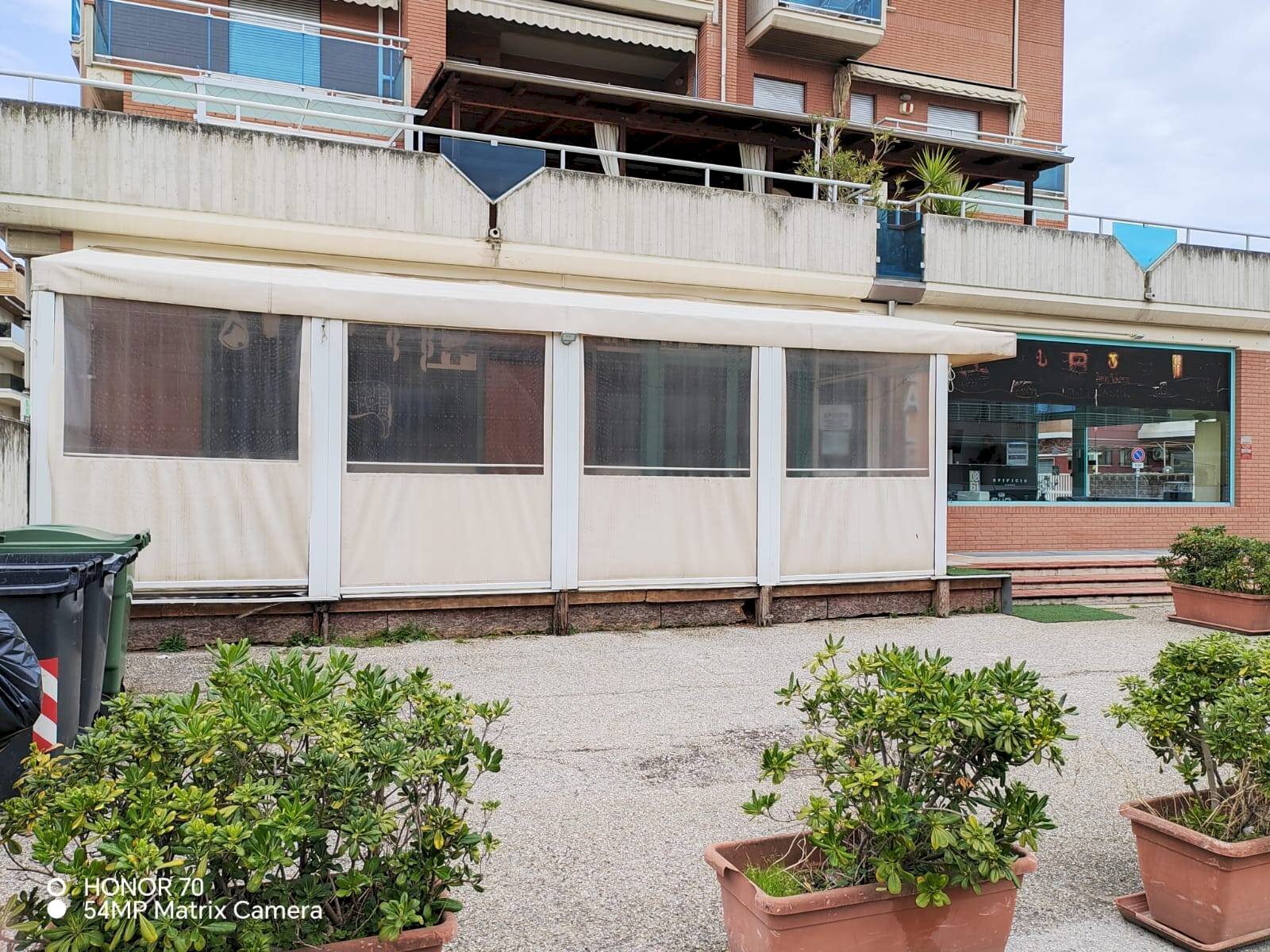Commercial Premises via Trieste, Alba Adriatica - photo 1