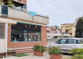 Commercial Premises via Trieste, Alba Adriatica - photo 5