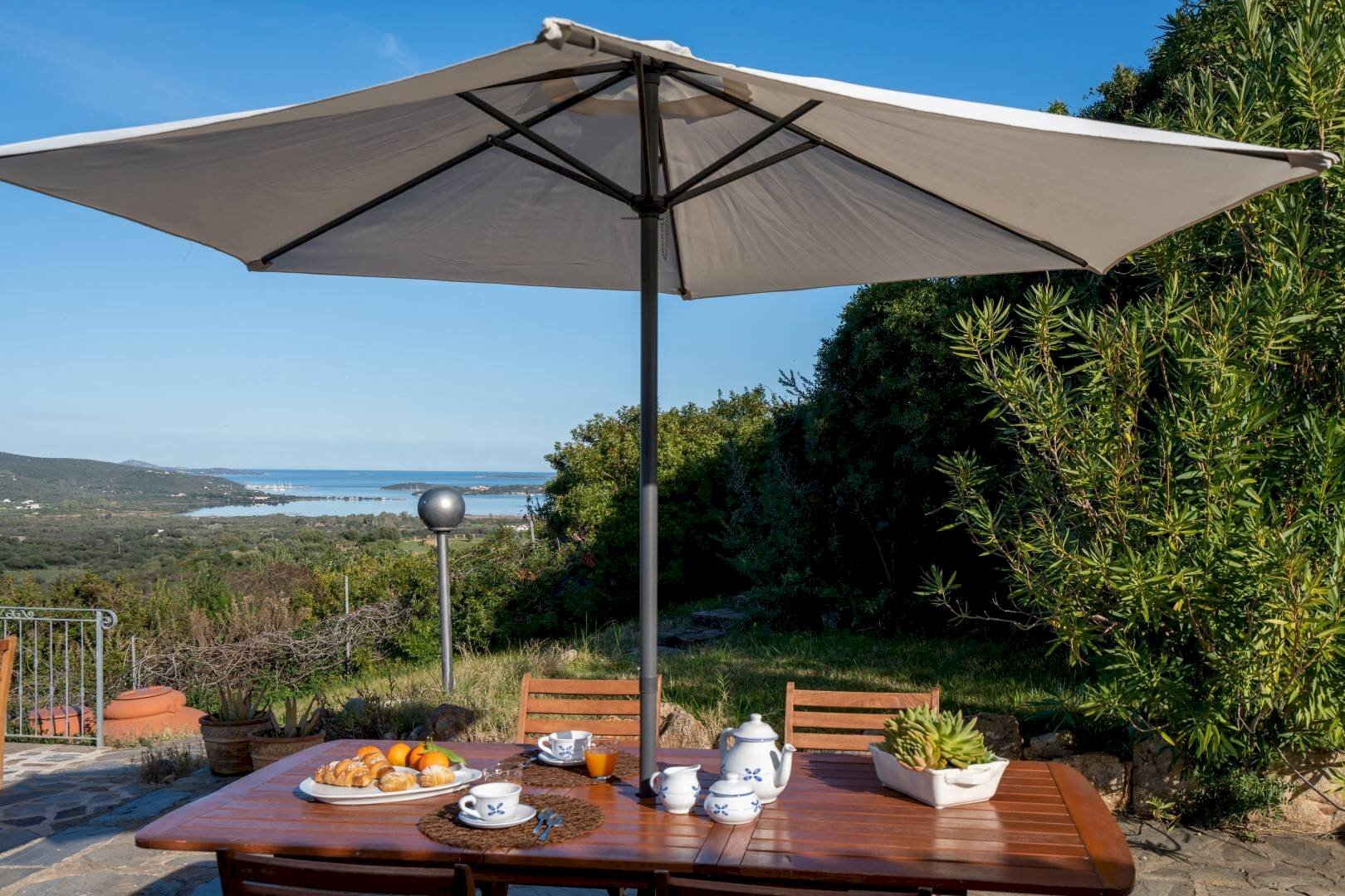 Single Family Villa Picciaredda, Olbia - photo 1