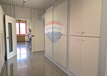 Ufficio Milano (zona Certosa) - foto 2