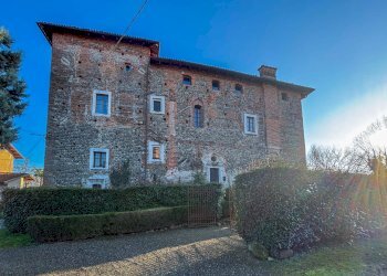 Castello Via XXV Aprile, Castelletto Cervo - foto 4