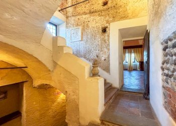 Castello Via XXV Aprile, Castelletto Cervo - foto 23