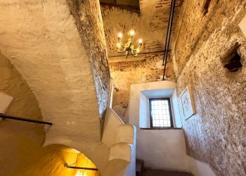 Castello Via XXV Aprile, Castelletto Cervo - foto 24