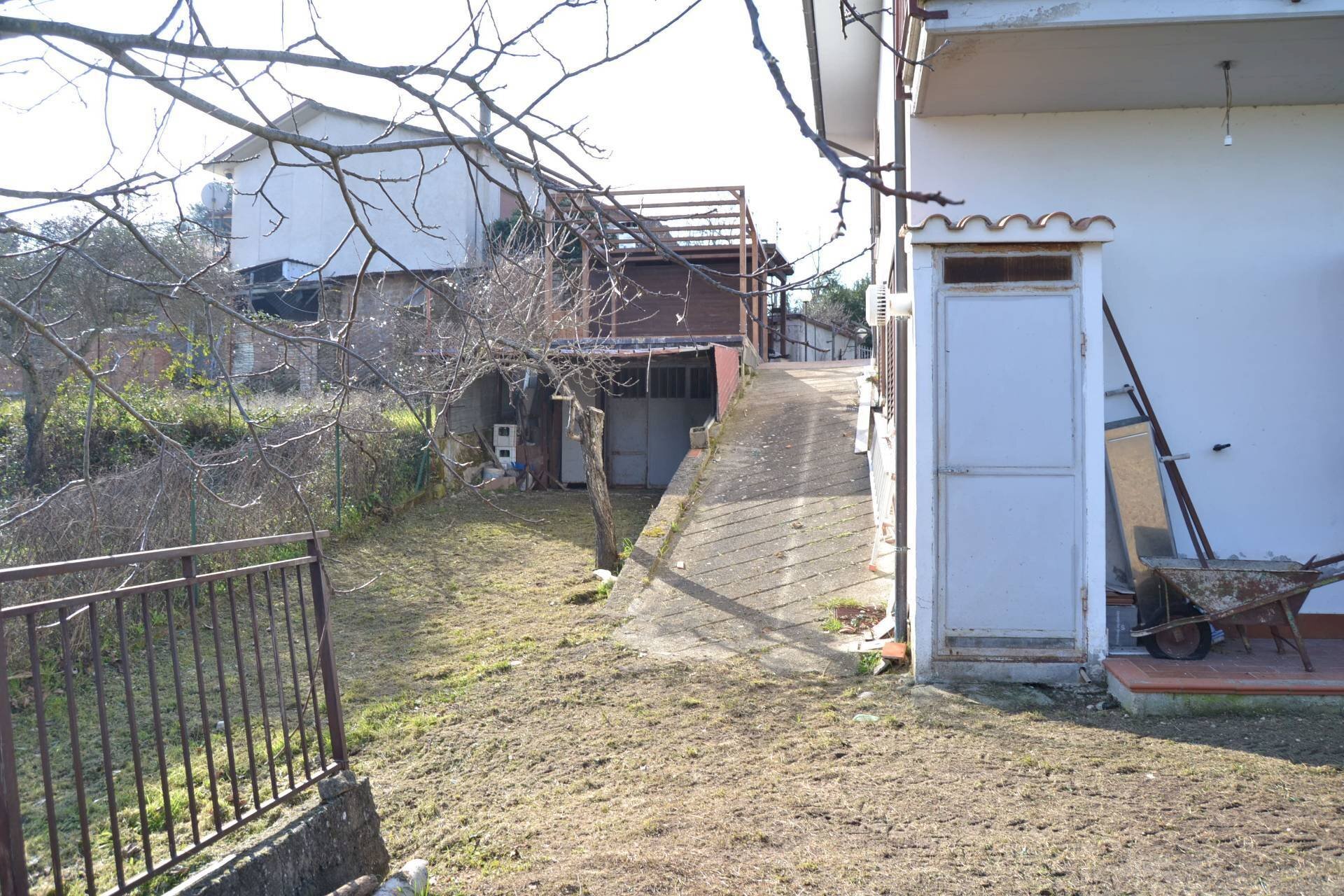 Trilocale Configni - foto 2