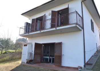 Trilocale Configni - foto 1