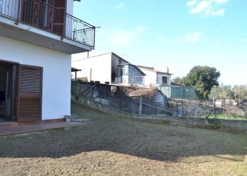 Trilocale Configni - foto 11