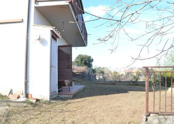 Trilocale Configni - foto 20